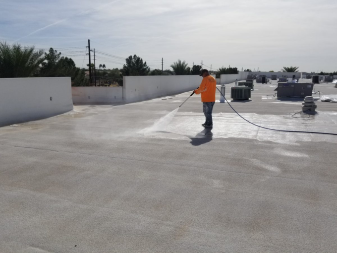 Acrylic Roof Coatings vs. Silicone Coatings 1